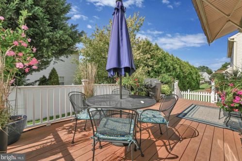 103 Flannery Dr, Norristown PA 19403-2876 exterior