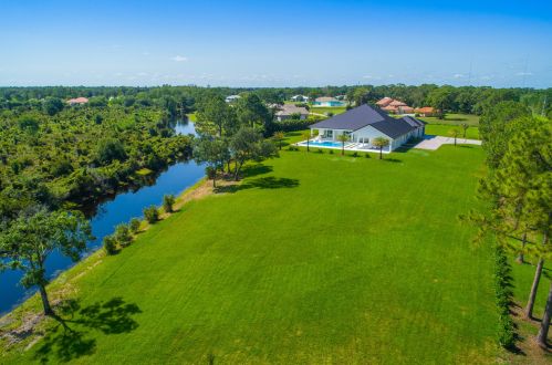 10255 Yuma Ter, Palm City FL  34990-5479 exterior