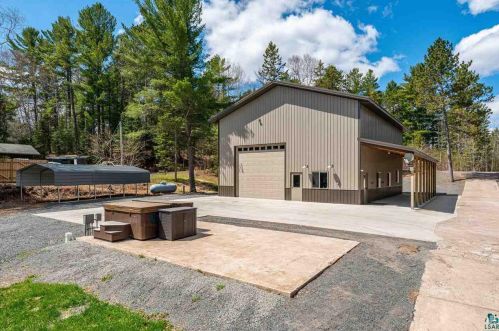 8944 Branch Rd, Duluth, MN 55803-9728