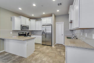 29055 124th Dr, Peoria, AZ 85383-0305