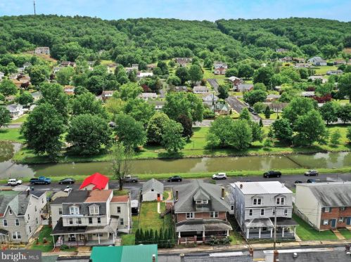 480 Columbia St, Schuylkill Haven PA  17972-2006 exterior