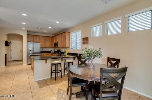 4755 Southwind Dr, Gilbert, AZ 85297-1973