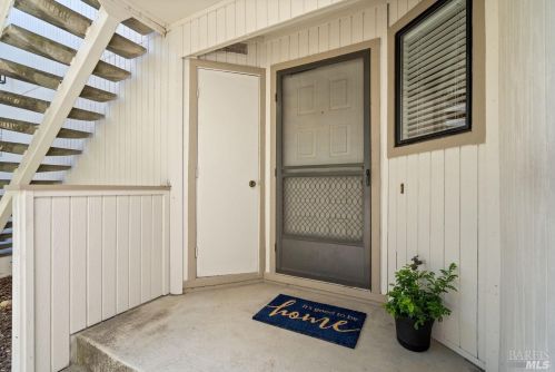 2666 Westberry Dr, Santa Rosa, CA 95403-7209