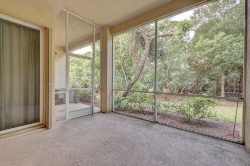 8113 Carnoustie Pl, Fort Pierce FL 34986-3316 exterior