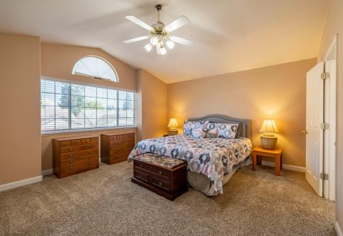 8686 White Peacock Way, Elk Grove CA  95624-3701 exterior