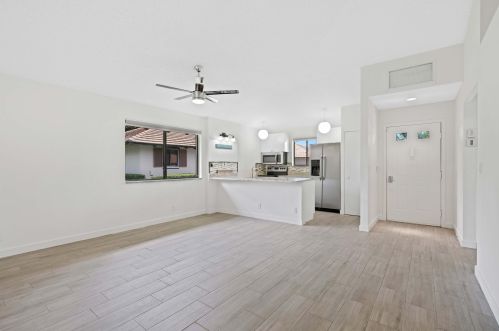 108 Club Dr, West Palm Beach, FL 33418-7002