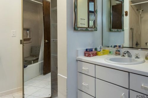 720 Santa Ana Ave, Ormond Beach FL  32174-7435 exterior