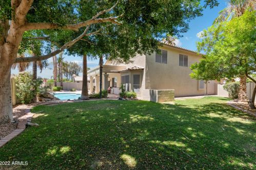 5923 Tina Ln, Glendale, AZ 85310-4270
