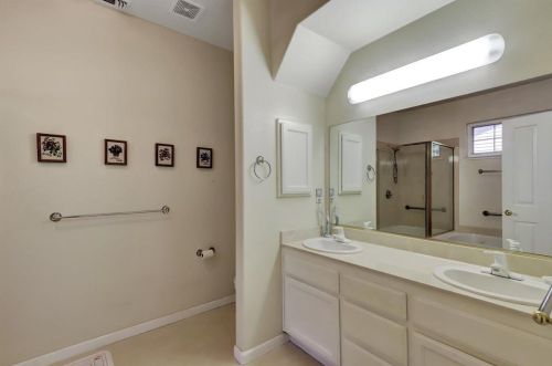 236 Scotia Pne Cir, Grass Valley CA 95945-5420 exterior