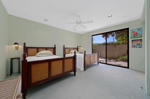 10111 Lakeview Dr, Rancho Mirage CA  92270-1474 exterior