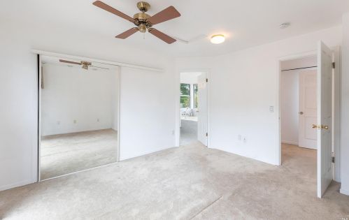 2128 Hvn Dr, Santa Rosa CA 95404-3221 exterior