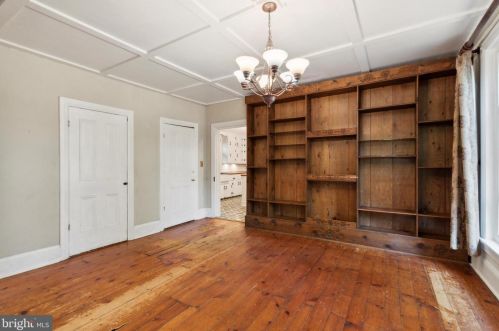 127 Bellevue Ave, Langhorne PA 19047-5264 exterior