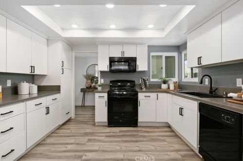 24302 Twig St, El Toro CA  92630-5263 exterior