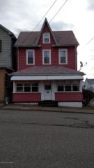 525 Fern St, Freeland, PA 18224-1810
