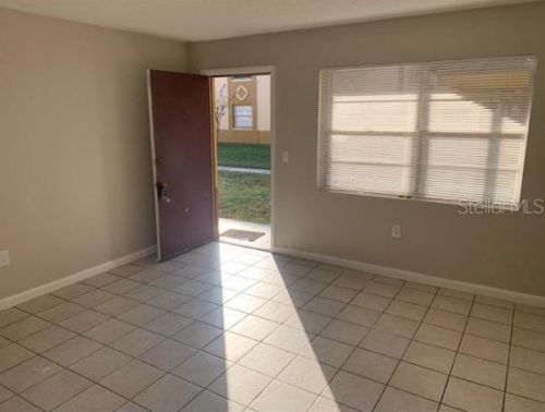 704 Ridenhour Cir, Orlando, FL 32809-7157