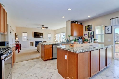 34143 Ambrosia Ct, Lake Elsinore CA  92532-2995 exterior