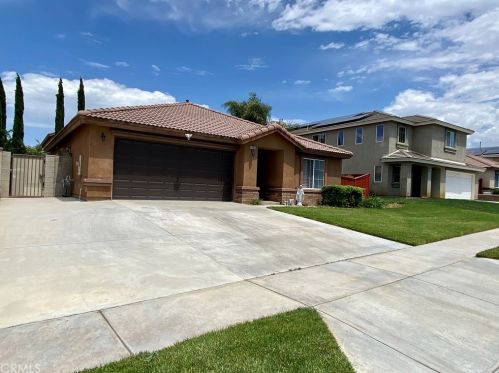 1443 Augusta St, Beaumont CA  92223-7189 exterior