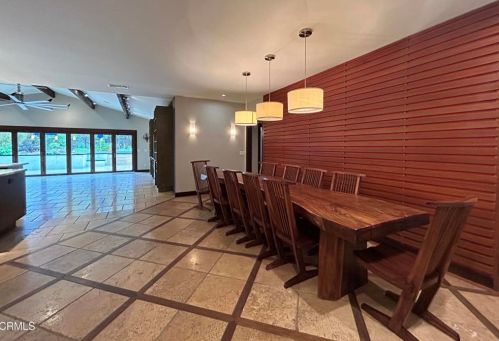 4819 Oakwood Ave, La Canada CA  91011-2541 exterior