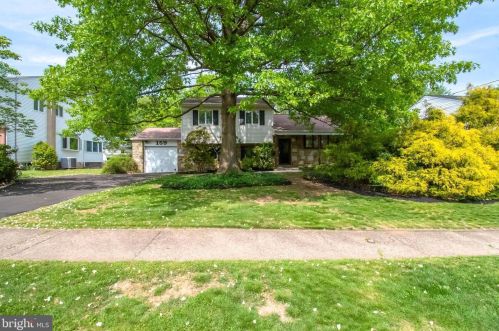 159 Windsor Ave, Southampton PA  18966-3333 exterior