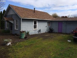 728 12th Ave, Cornelius, OR 97113-6412