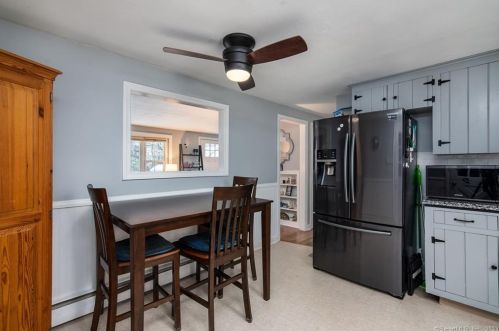 5 Meriline Ave, Plainville CT  06062-2422 exterior
