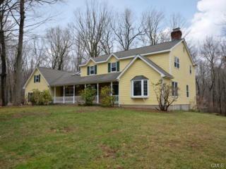 32 Old Field Ln, West Redding, CT 06896-1701