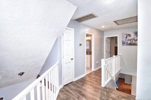 19 Tania Dr, Manchester CT  06040-6824 exterior