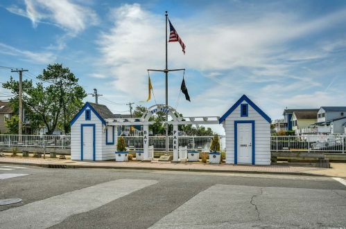 22 West Blvd, East Rockaway NY  11518-2518 exterior