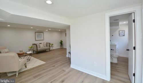 2608 Pioneer Ln, Falls Church VA  22043-3413 exterior