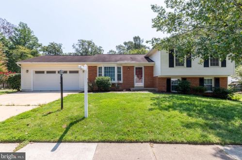 7873 Godolphin Dr, Springfield, VA 22153-3308