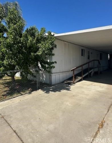 1501 Calcutta Dr, Bakersfield, CA 93307-4681