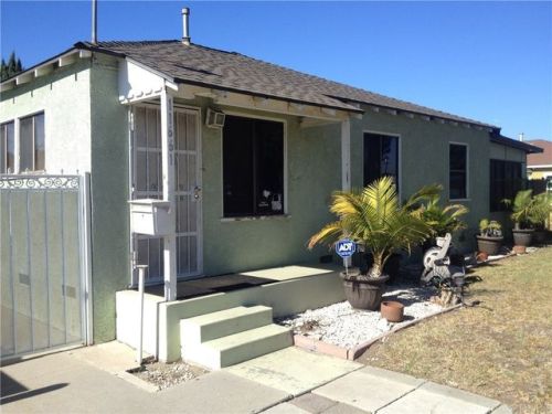 11661 Vieta Ave, Lynwood, CA 90262-3931