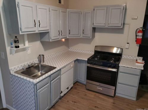 9 Linden Ave, Middletown, NY 10940-4903