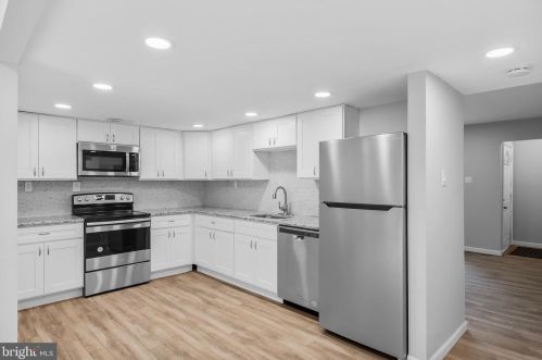 22 Milstone Ct, Erial NJ  08081-2024 exterior