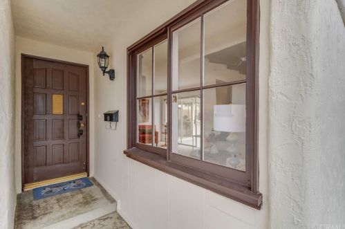 24735 Neptune Ave, Long Beach, CA 90745-6422