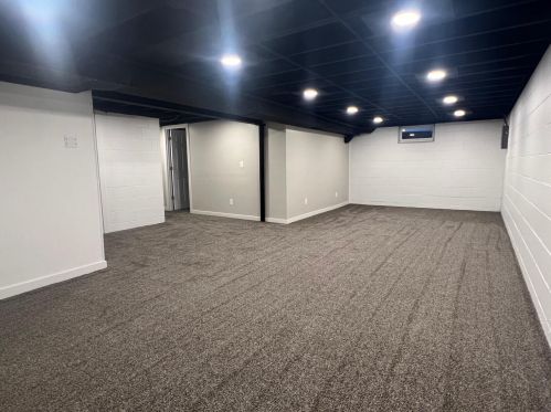 1215 American Ave, Waukesha WI  53188-4930 exterior