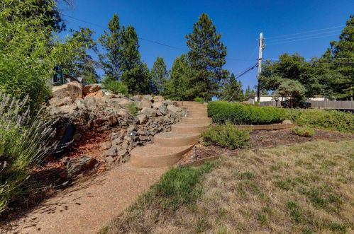 10790 Alta Sierra Dr, Grass Valley CA  95949-6842 exterior