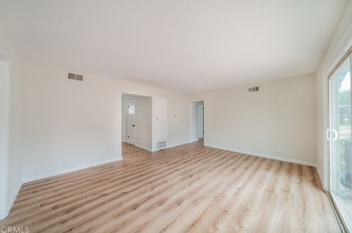 594 Sequoia St, San Bernardino CA  92407-3155 exterior