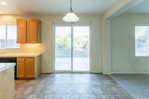 31924 Hyacinth Ct, Lake Elsinore CA  92532-2607 exterior
