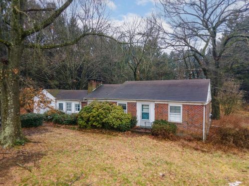 3635 Bethman Rd, Easton, PA 18045-3002