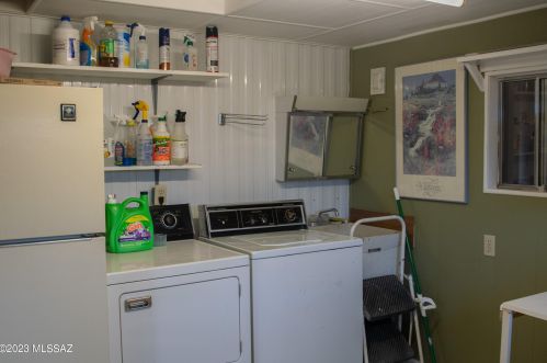 5658 Box R St, Tucson AZ  85713-6330 exterior