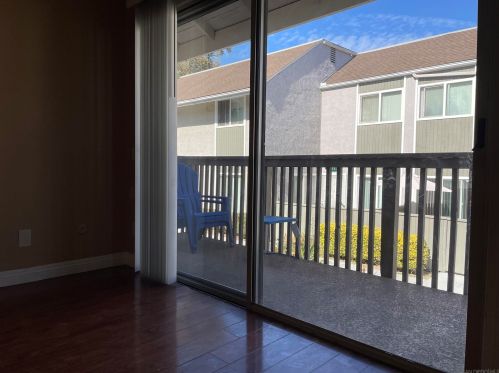 6333 College Grove Way, San Diego CA 92115-7209 exterior