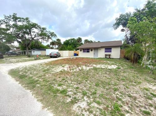 11607 Mckenna Ave, Bonita Springs, FL 34135-5985
