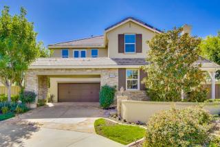 8004 Avenida Secreto, Carlsbad, CA 92009-9550