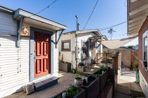 515 24th St, San Diego CA  92102-2919 exterior