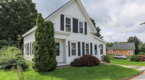8 Old Manchester Rd, Raymond, NH 03077-2313