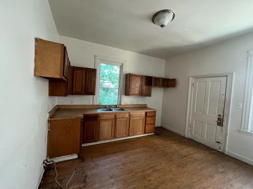 1232 Beech Ave, Cincinnati, OH 45205-1430