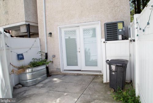 726 24 St, Philadelphia PA 19146-2540 exterior