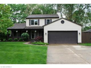 3232 Walter Rd, Cleveland, OH 44145-4964