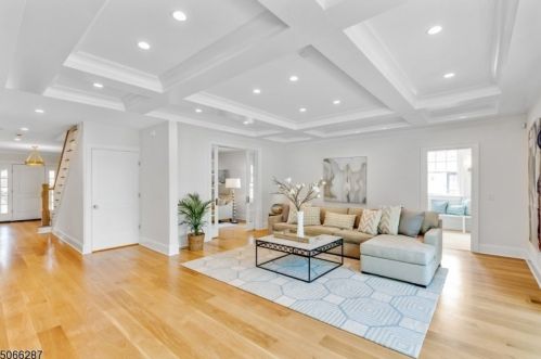 181 Cooper Ave, Montclair NJ  07043-1810 exterior